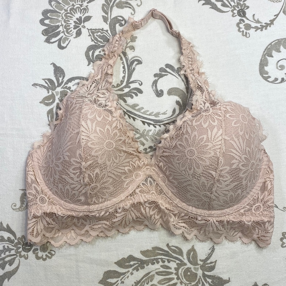 Victoria Secret Lace‎ Bracelet lightly lined